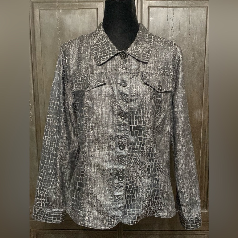 Bamboo Traders black jeans jacket animal design L